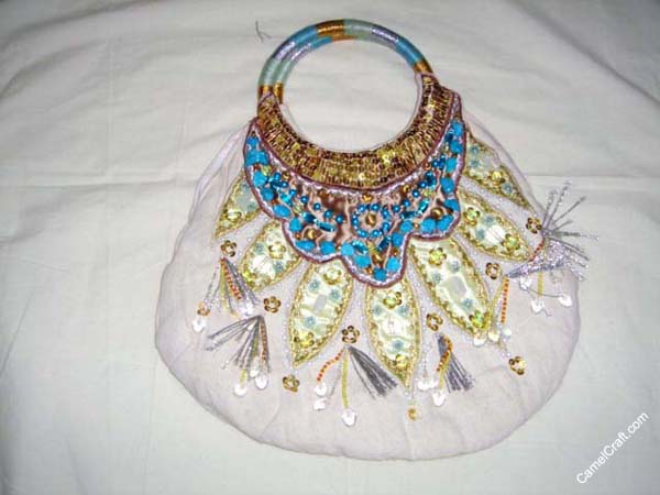 white-handbag