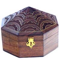 brass-inlaid-wooden-box-pyramid-aac21