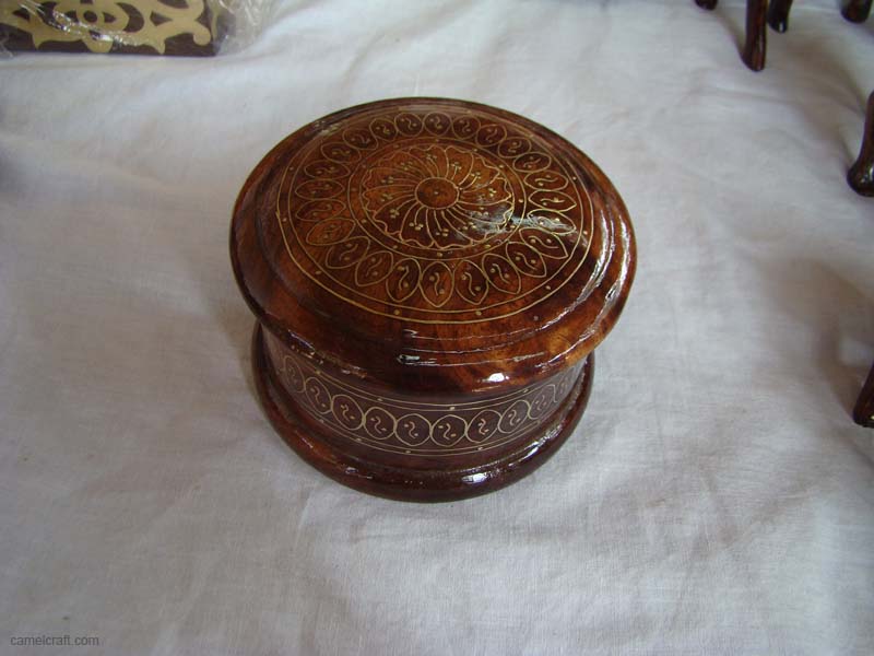 aac67-wooden-box-manufacturers-in-india