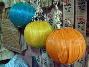 bamboo crafts of West Bengal, hanging lamp