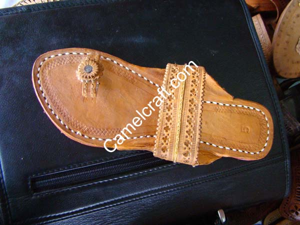 Natural colour leather kolhapuri chappals unique designs