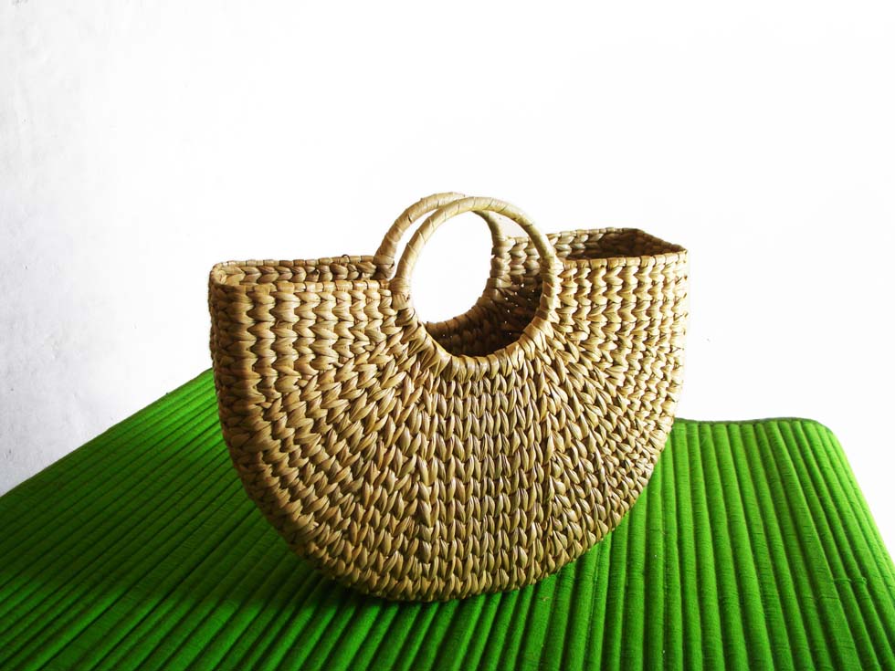 eco-friendly-ladies-bag