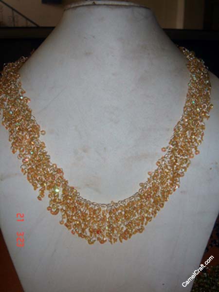 golden-beads-neck