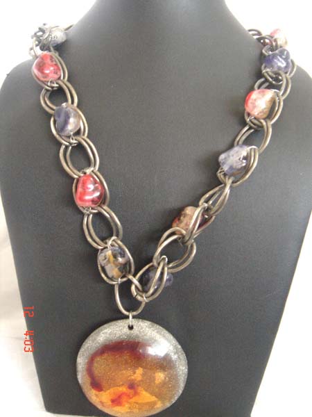 orange-stone-pendent