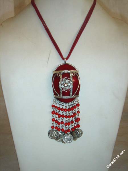 red-crown-pendent
