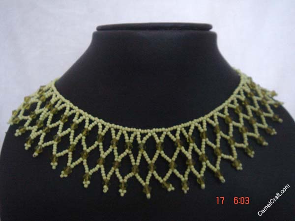 small-beads-necklace