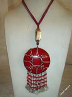 red-squar-pendent