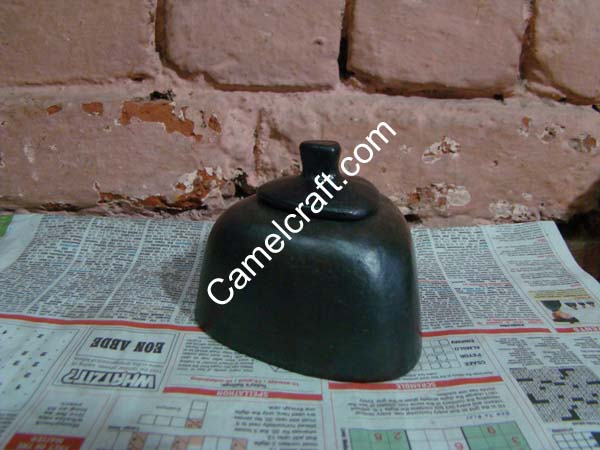 sugarpot-black-pottery