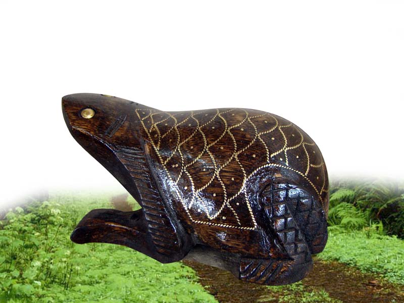 aac63-frog-wooden-toy