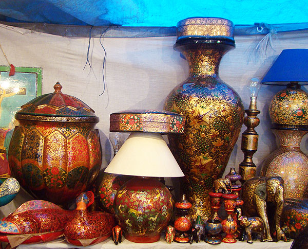 Kashmir handicrafts