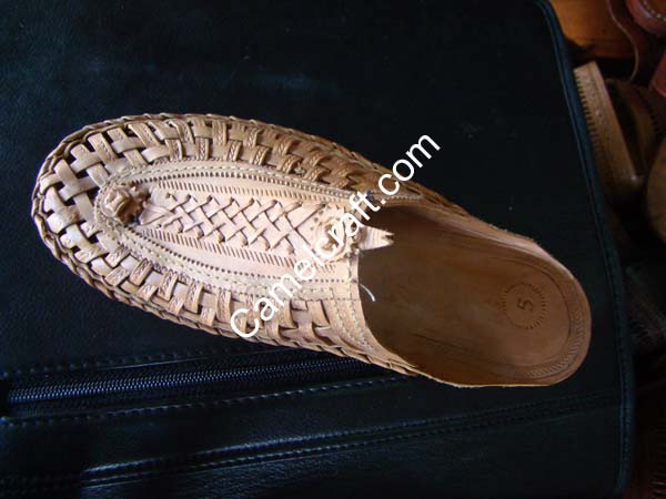 Kolhapuri gents boot natural colour leather footwear